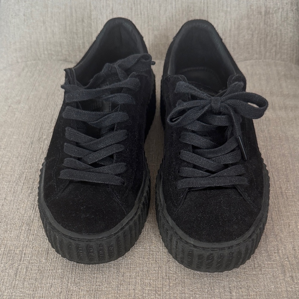 Black Women's Sneakers